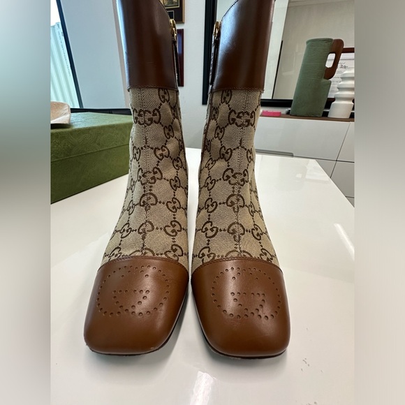 GUCCI Ellis GG Monogram Supreme Canvas & Leather Ankle Boots Brown - Picture 4 of 6